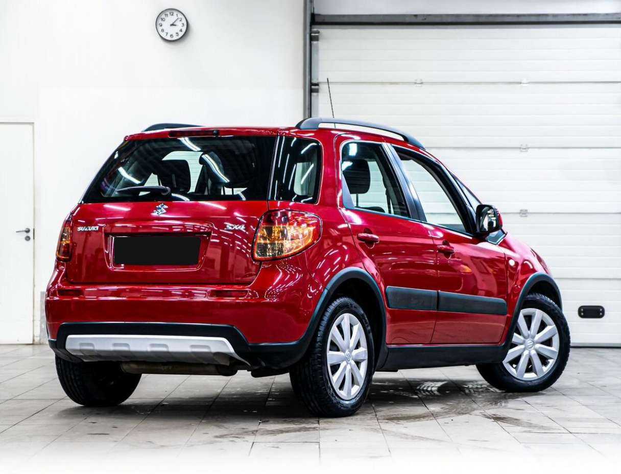 Suzuki SX4 с пробегом — 2010 год. Фото: #2