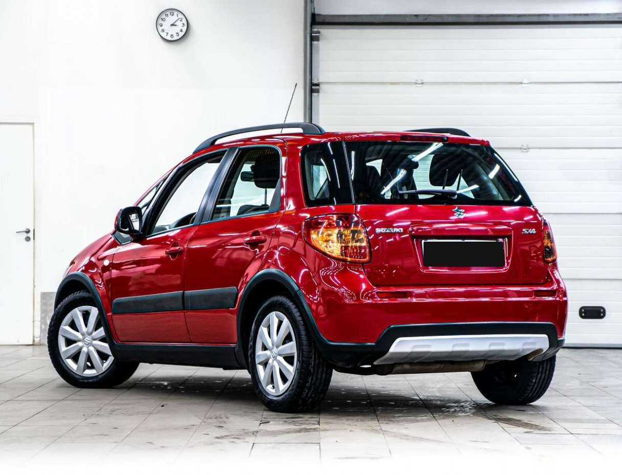 Suzuki SX4 с пробегом — 2010 год. Фото: #3