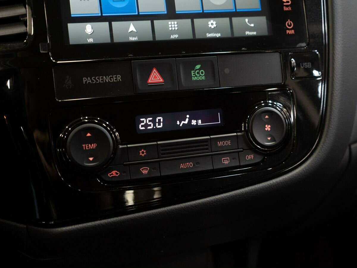 Mitsubishi Outlander с пробегом — 2022 год. Фото: #13