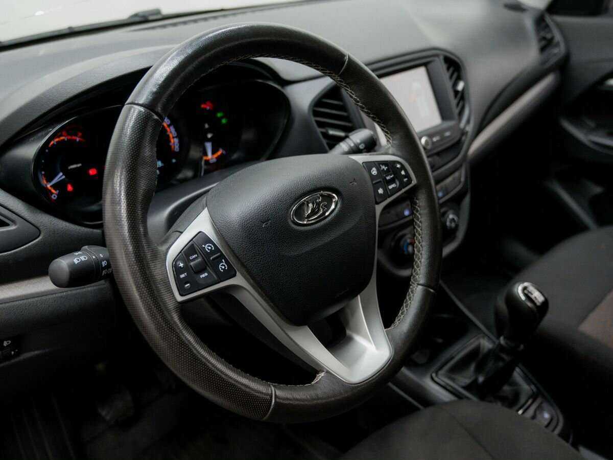 Lada (ВАЗ) Vesta с пробегом — 2021 год. Фото: #11