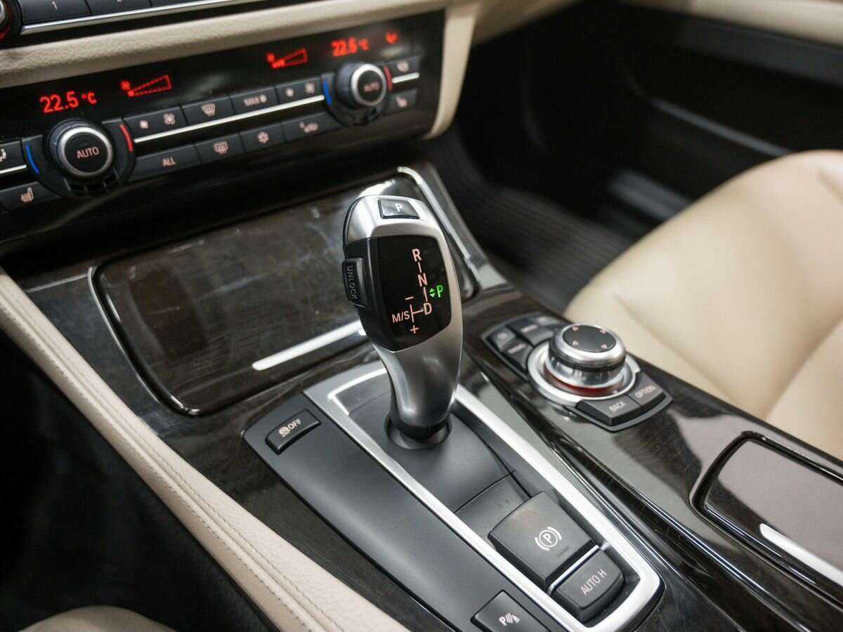 BMW 5 серии с пробегом — 2011 год. Фото: #19