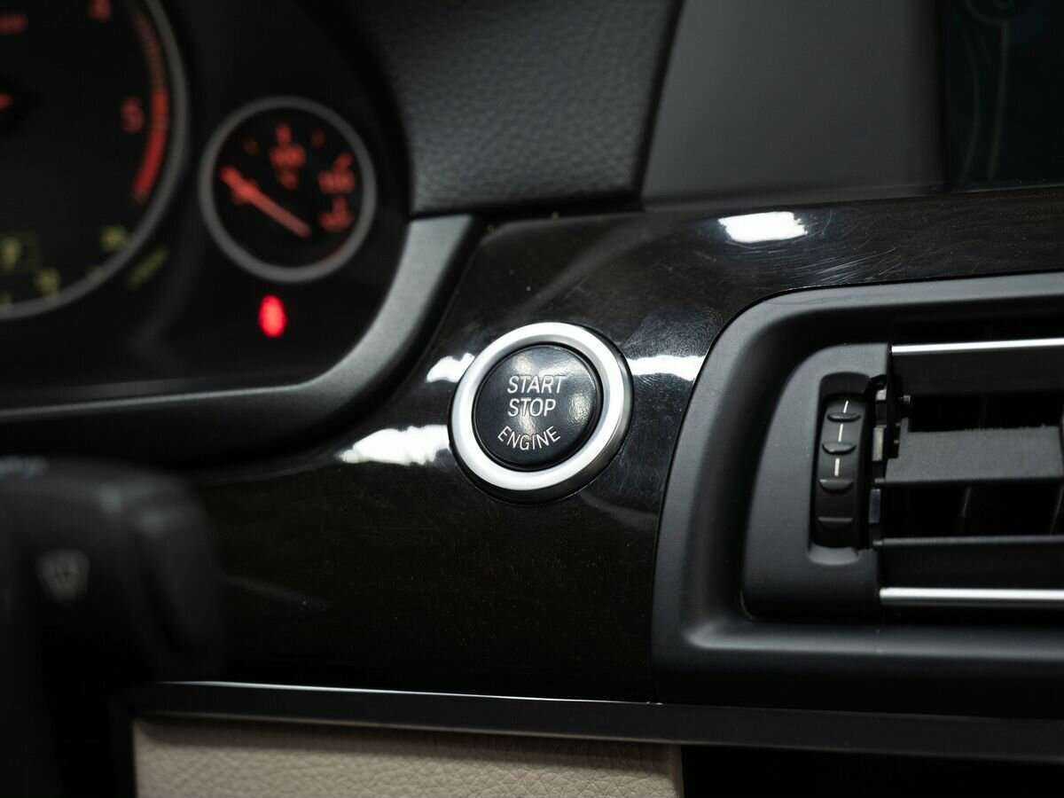 BMW 5 серии с пробегом — 2011 год. Фото: #22