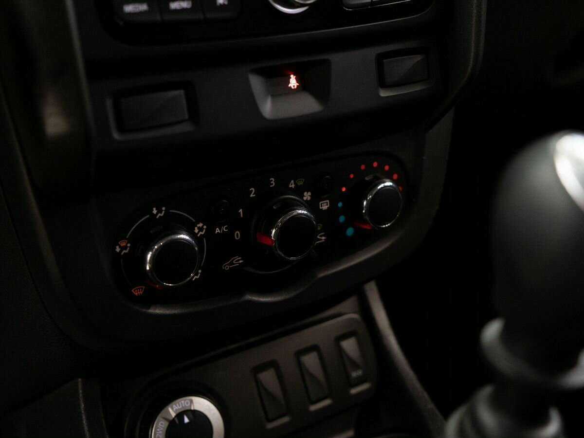 Renault Duster с пробегом — 2015 год. Фото: #10
