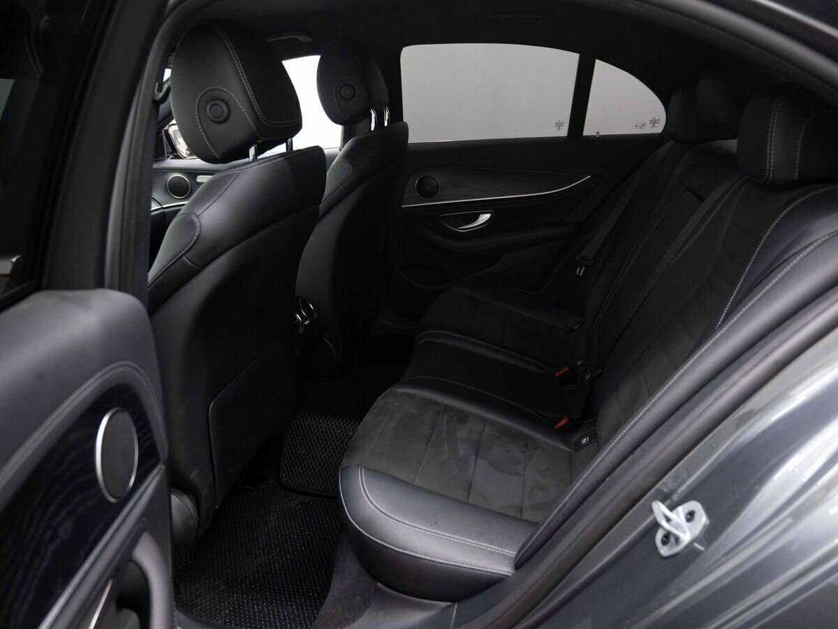 Mercedes-Benz E-Класс с пробегом — 2018 год. Фото: #9