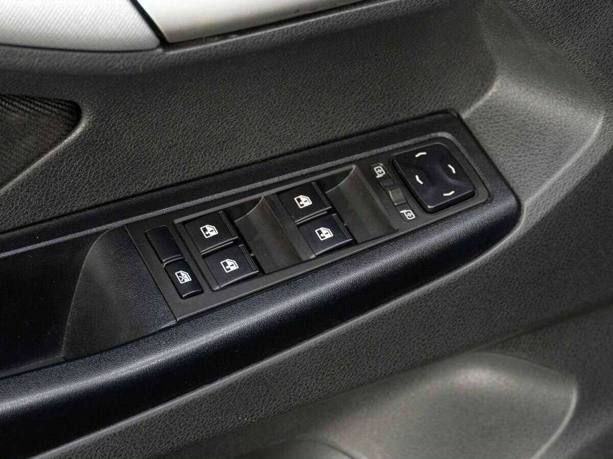 Lada (ВАЗ) Vesta с пробегом — 2020 год. Фото: #17