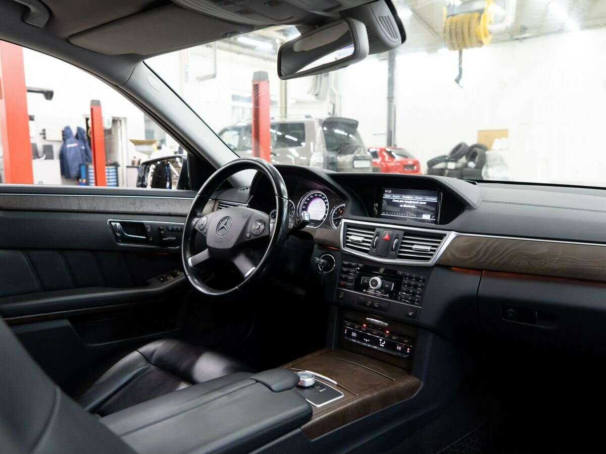 Mercedes-Benz E-Класс с пробегом — 2011 год. Фото: #16