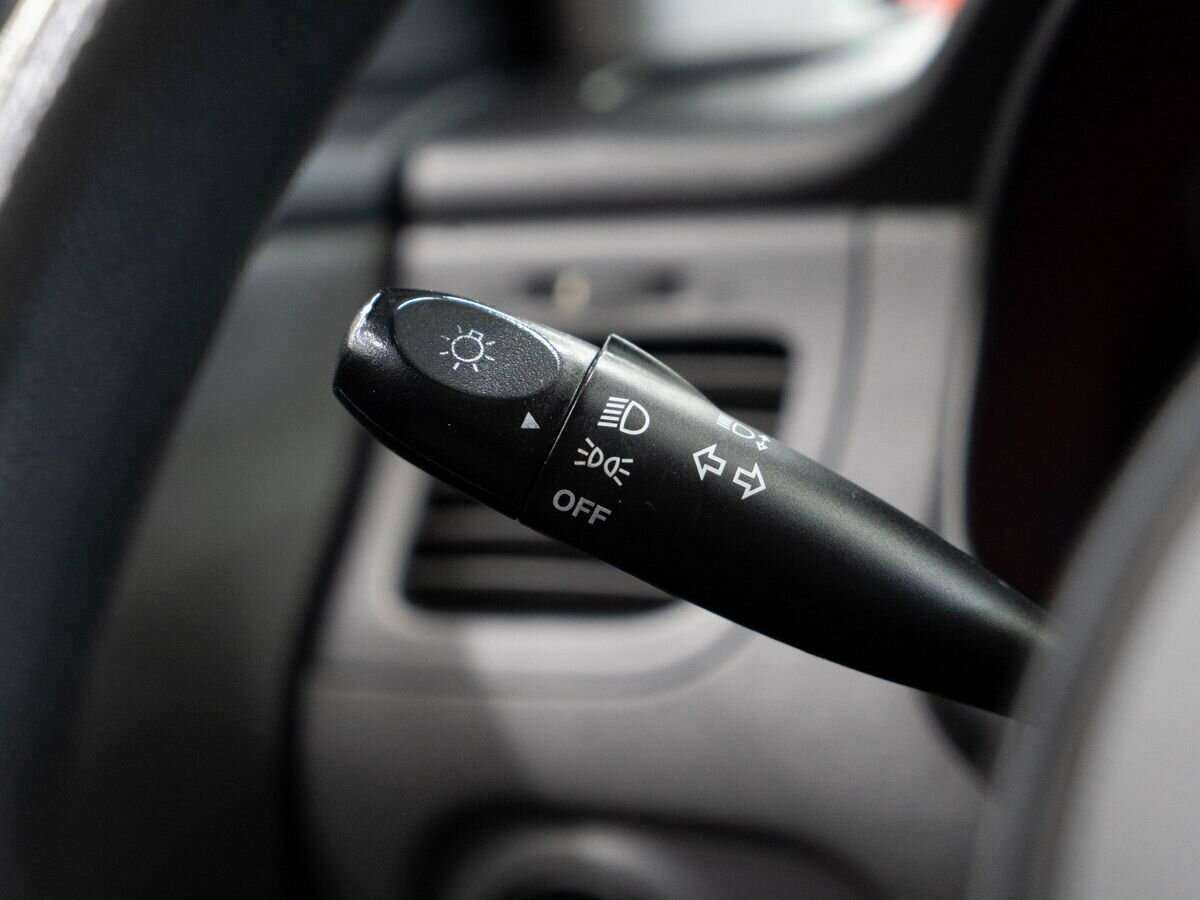 Kia Rio с пробегом — 2010 год. Фото: #15