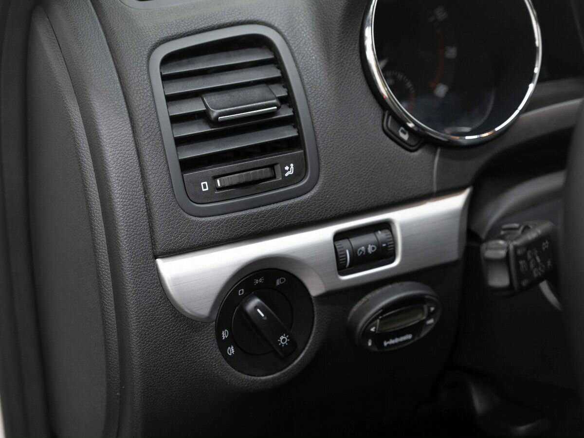 Skoda Yeti с пробегом — 2014 год. Фото: #15