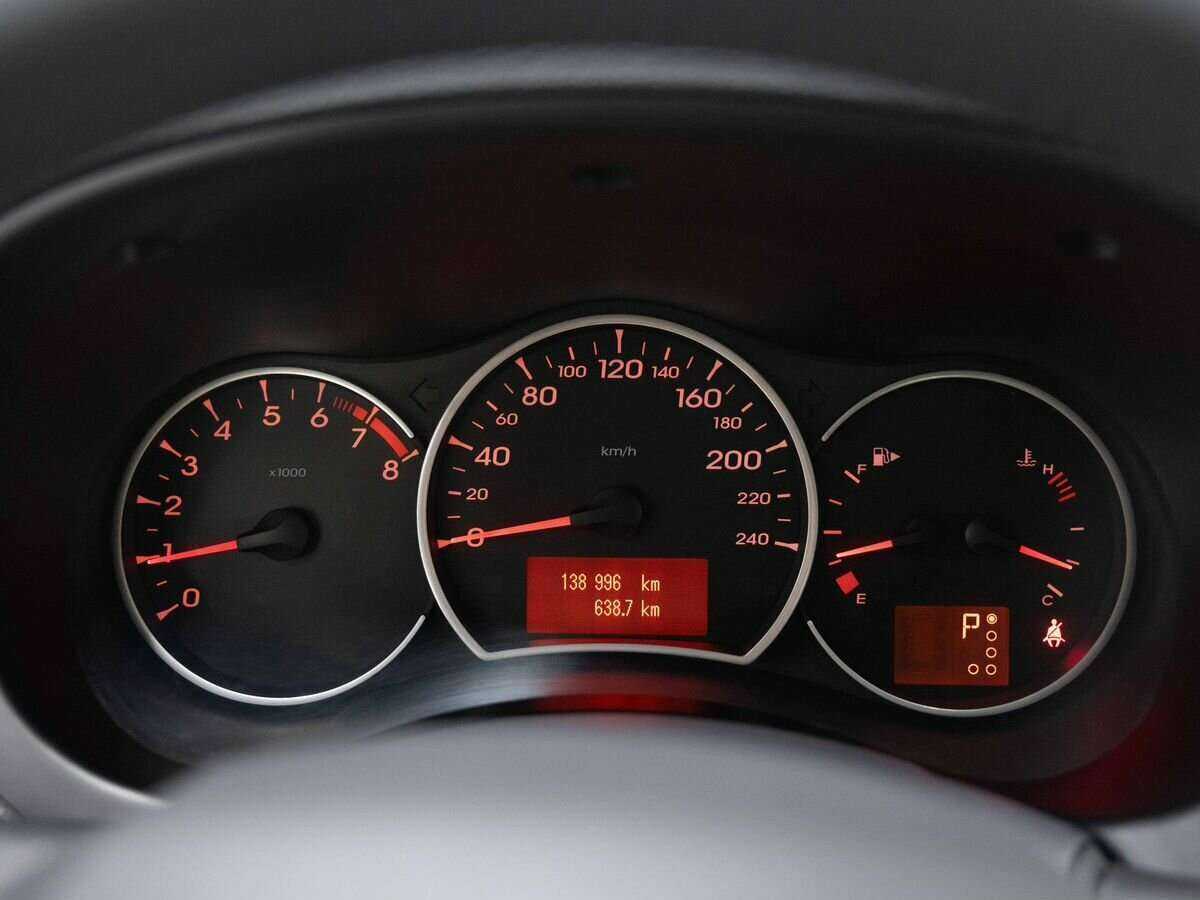 Renault Koleos с пробегом — 2008 год. Фото: #11