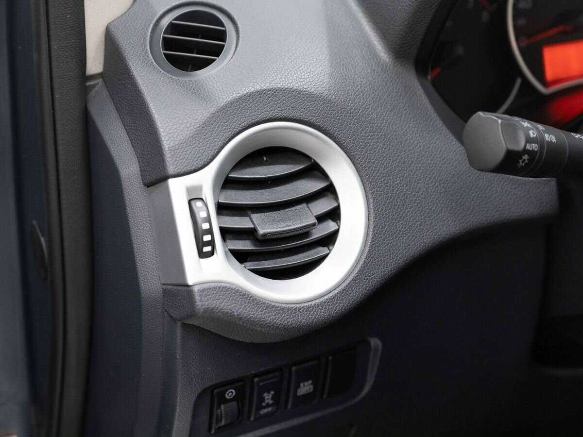 Renault Koleos с пробегом — 2008 год. Фото: #21