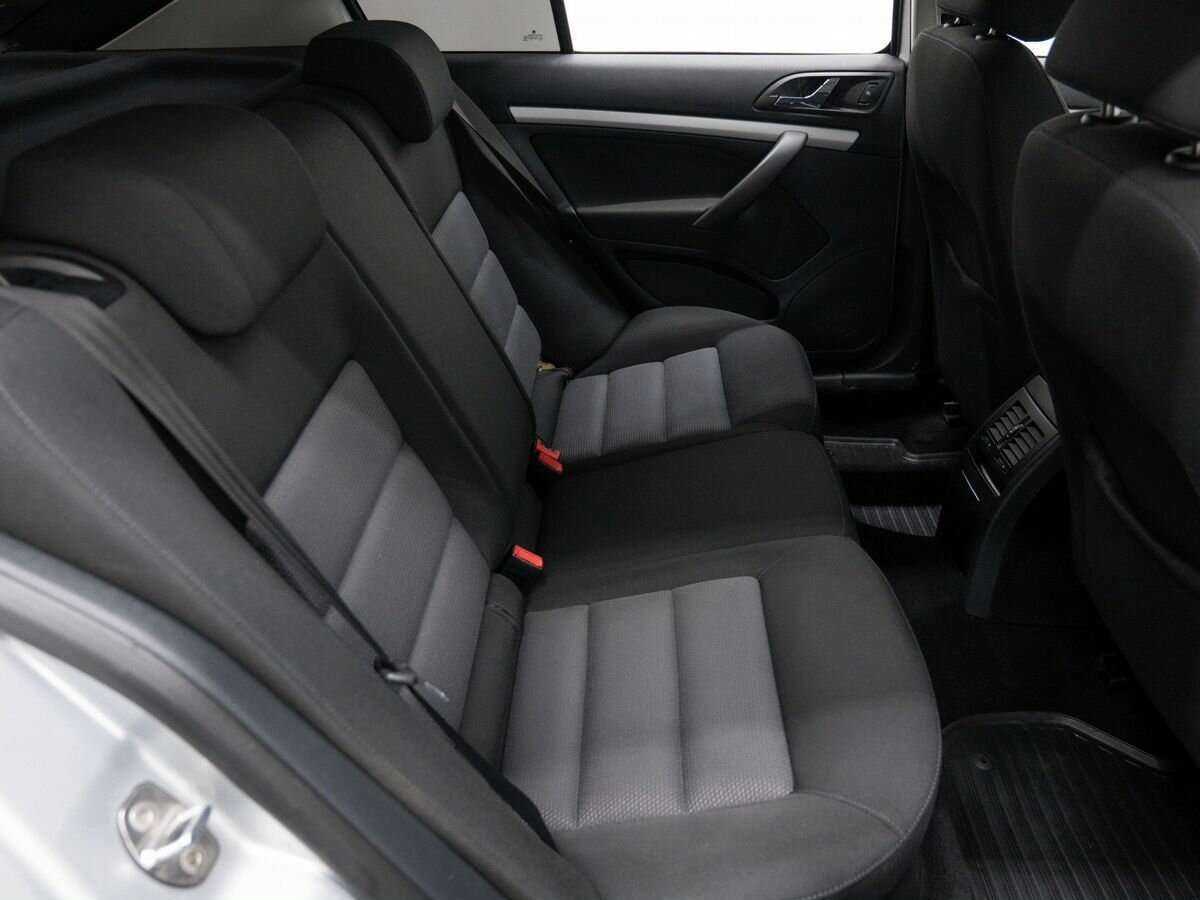 Skoda Octavia с пробегом — 2008 год. Фото: #7