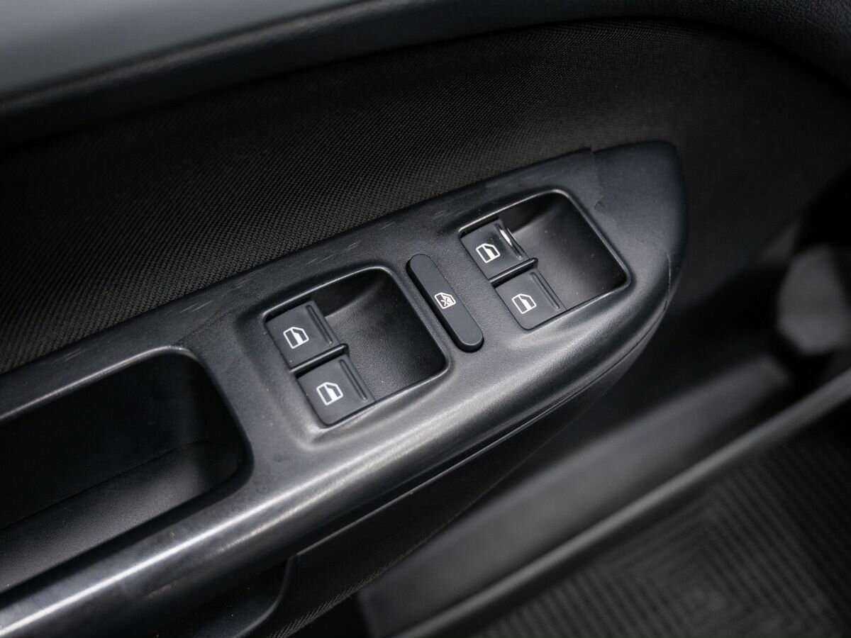 Skoda Octavia с пробегом — 2008 год. Фото: #12