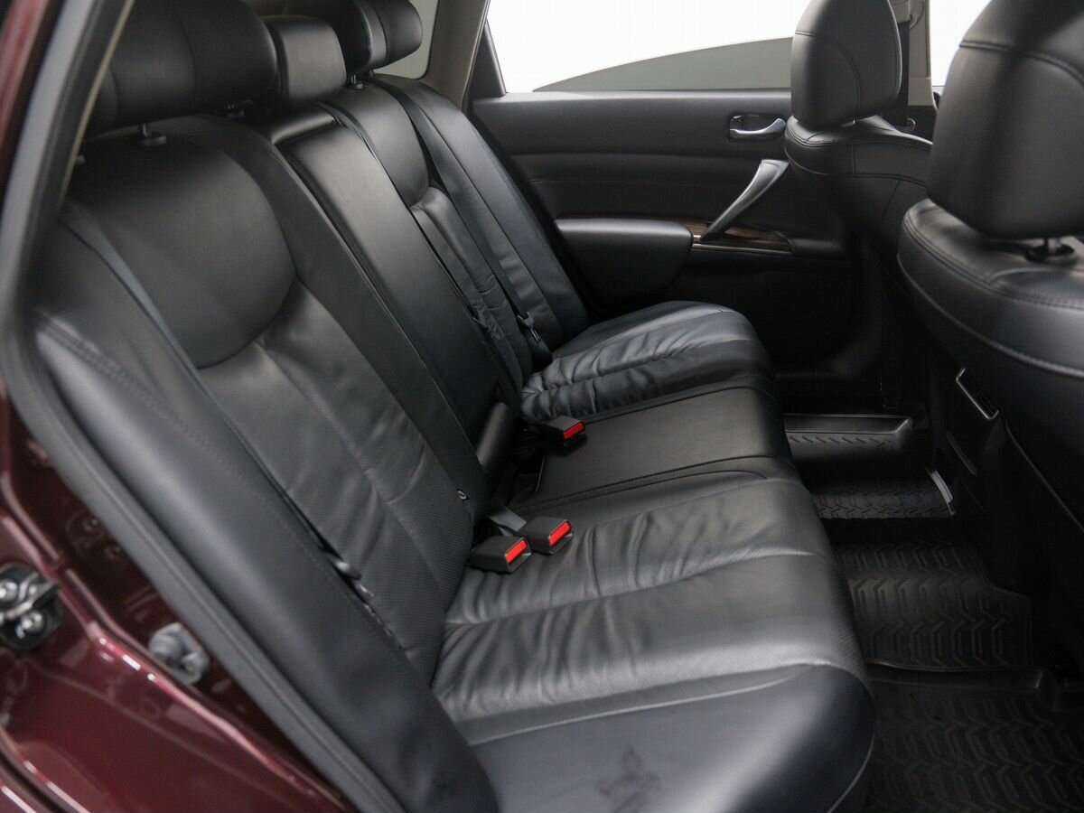 Nissan Teana с пробегом — 2011 год. Фото: #6