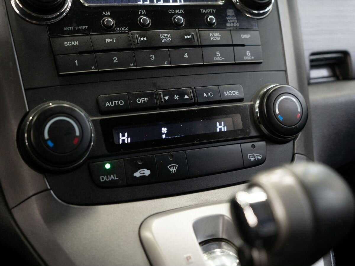 Honda CR-V с пробегом — 2007 год. Фото: #9
