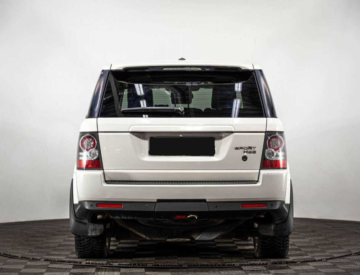 Land Rover Range Rover Sport с пробегом — 2010 год. Фото: #3