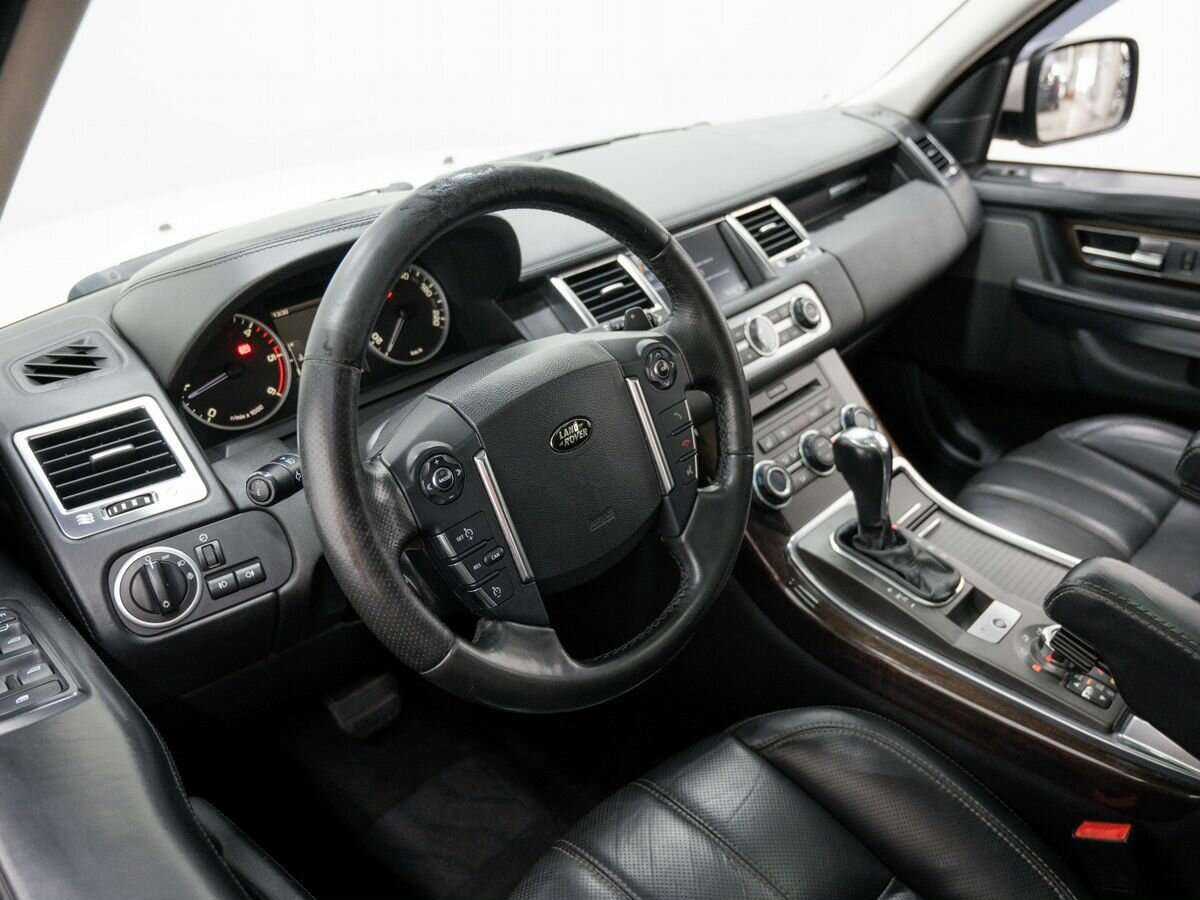 Land Rover Range Rover Sport с пробегом — 2010 год. Фото: #10