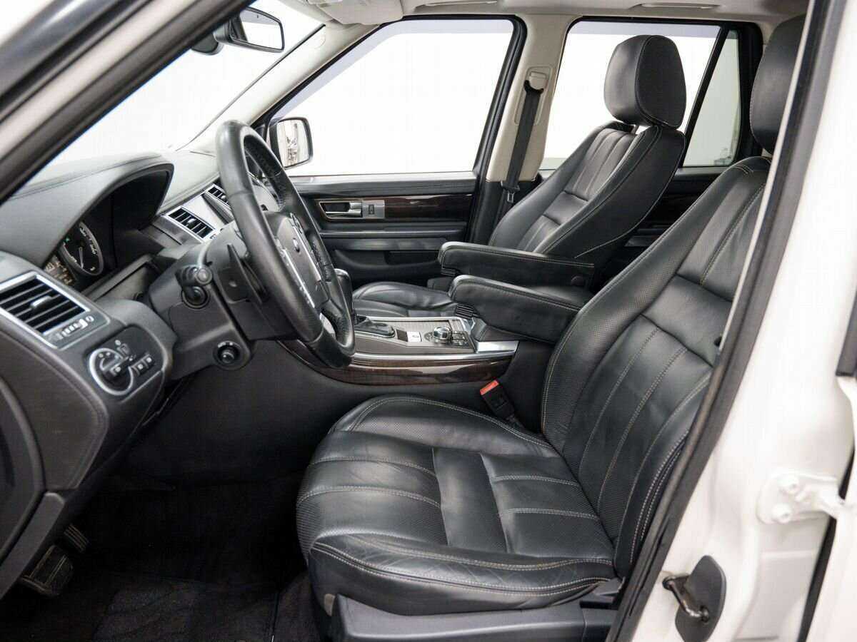 Land Rover Range Rover Sport с пробегом — 2010 год. Фото: #11