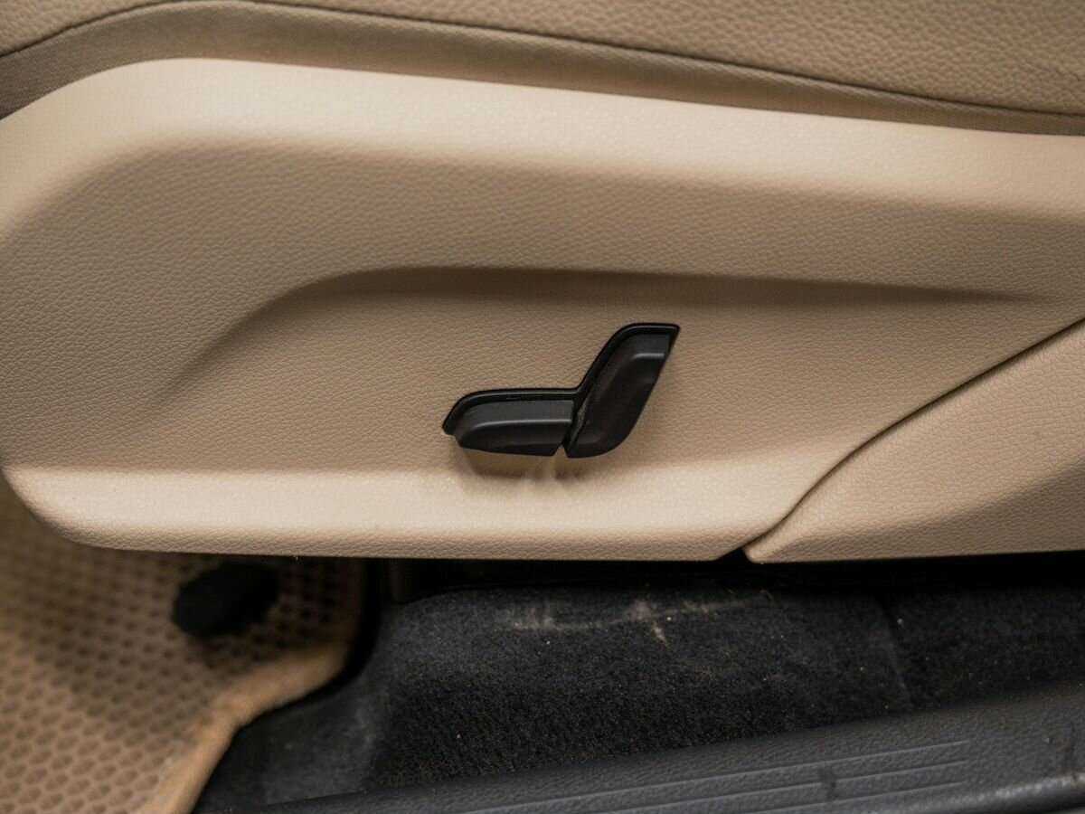 Mercedes-Benz GLC с пробегом — 2015 год. Фото: #12