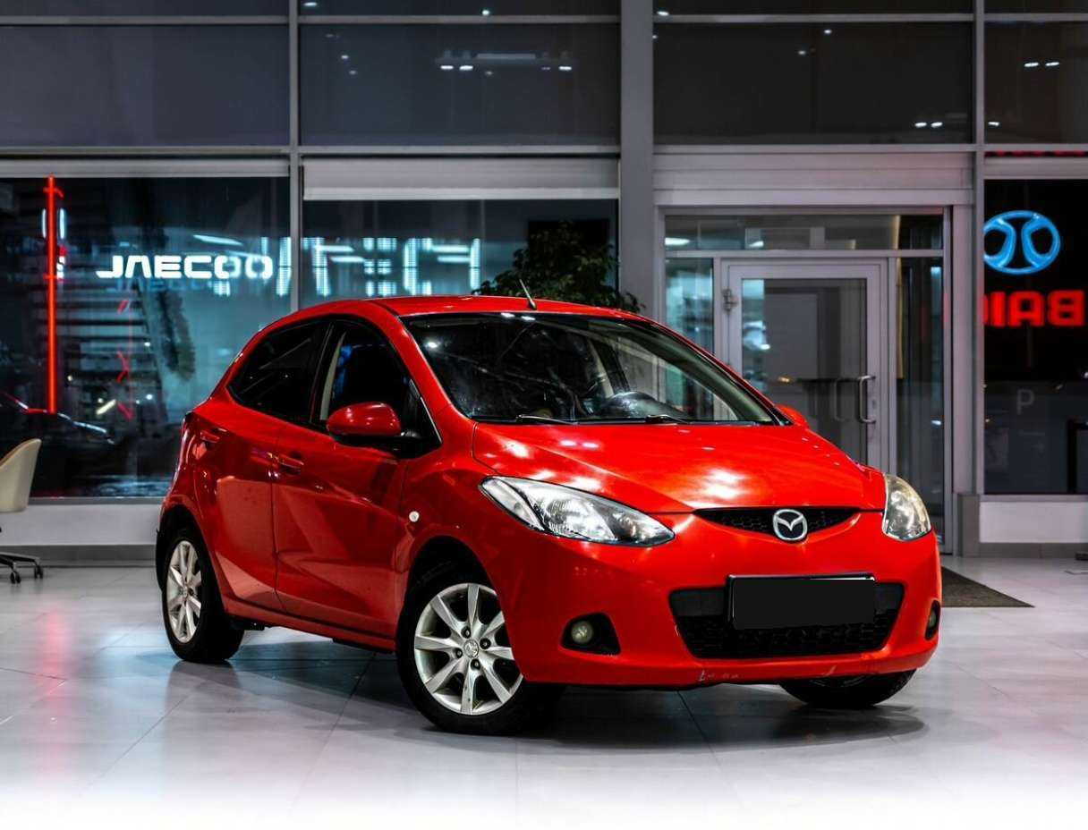 Mazda 2 с пробегом — 2008 год. Фото: #2