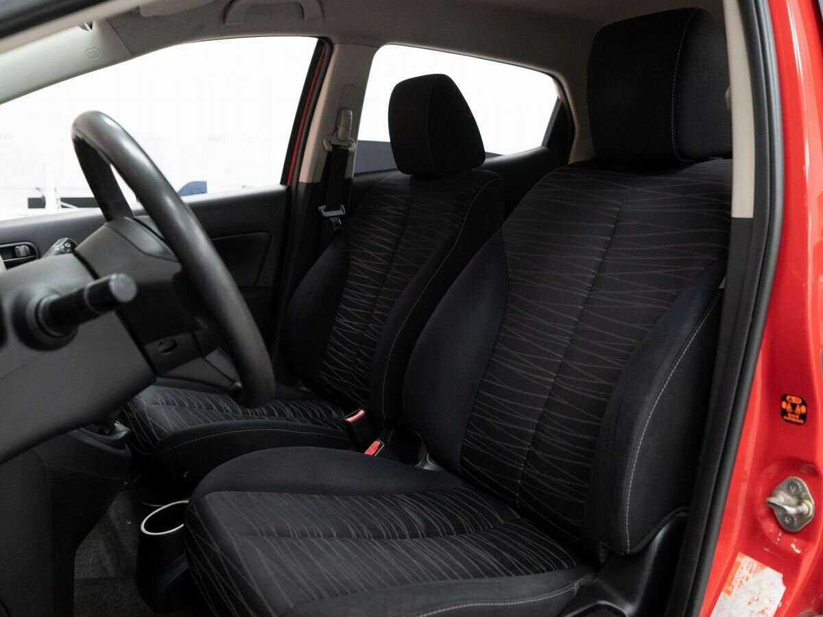 Mazda 2 с пробегом — 2008 год. Фото: #7