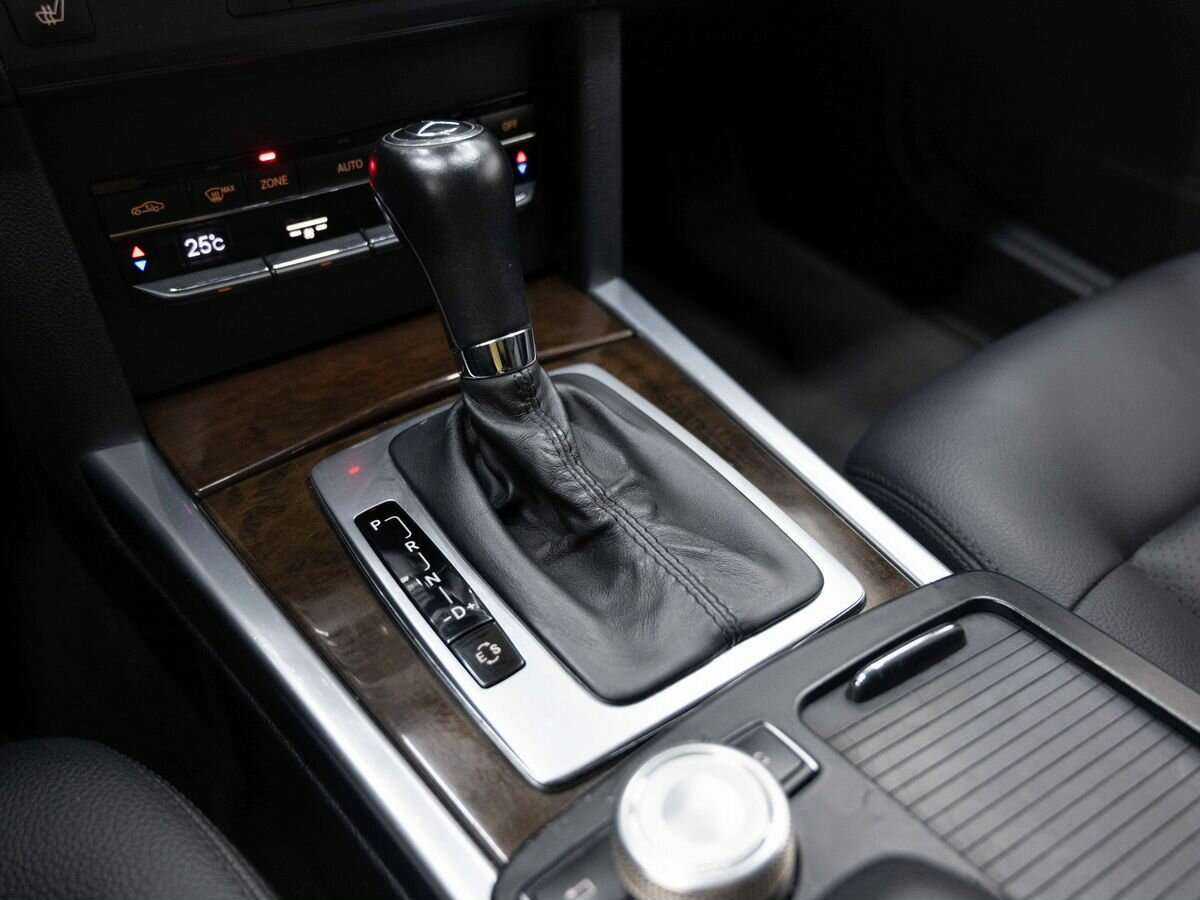 Mercedes-Benz E-Класс с пробегом — 2010 год. Фото: #15