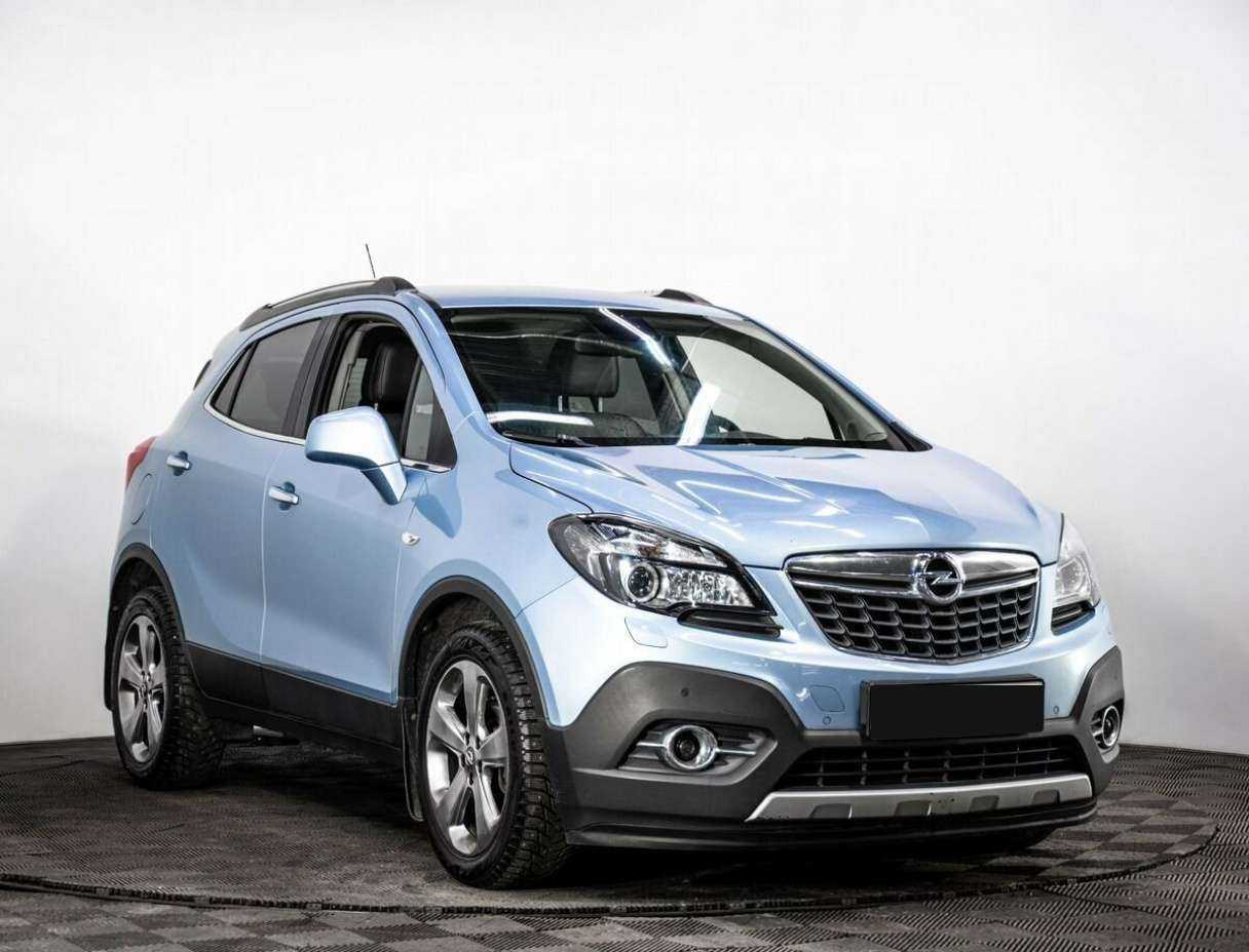 Opel Mokka с пробегом — 2012 год. Фото: #2