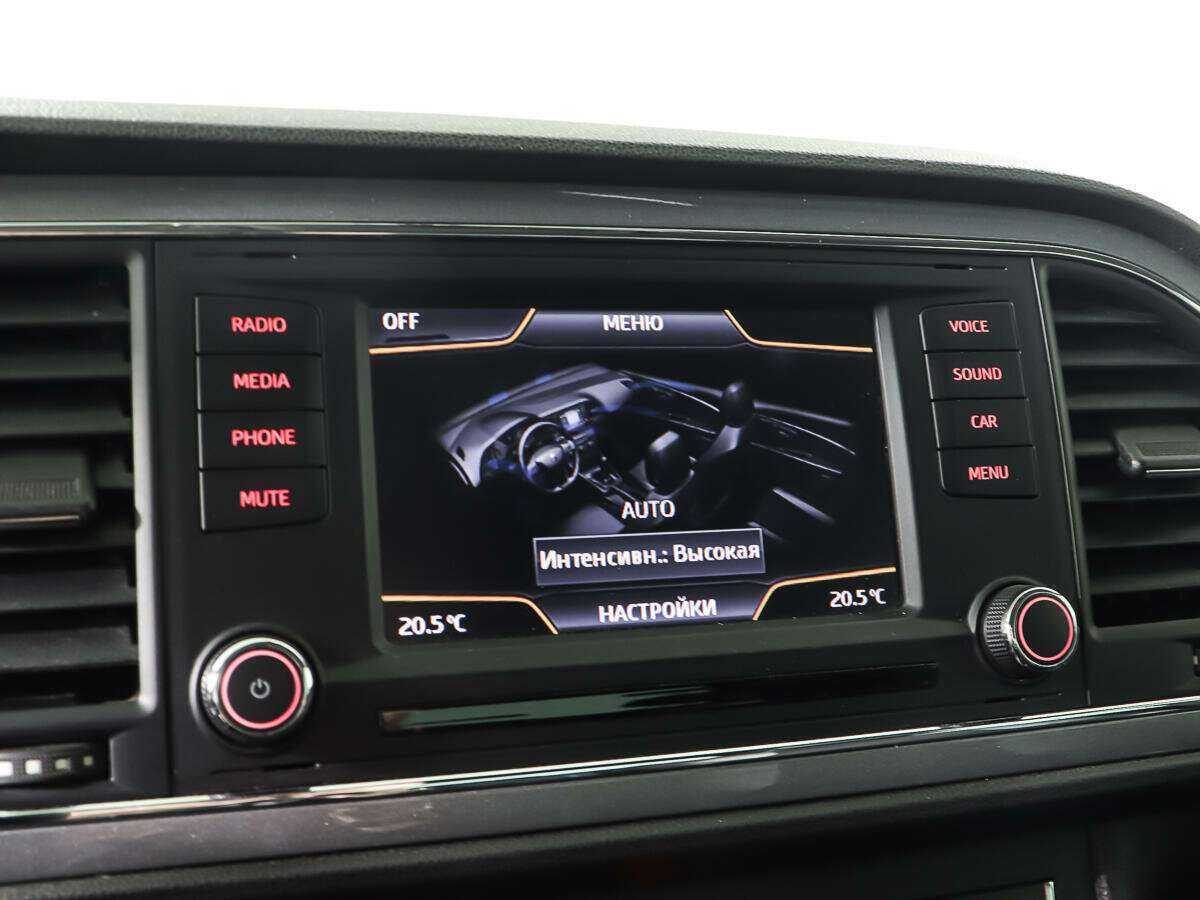 SEAT Leon с пробегом — 2013 год. Фото: #13