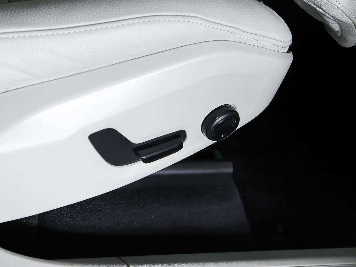 Volvo XC60 с пробегом — 2021 год. Фото: #15