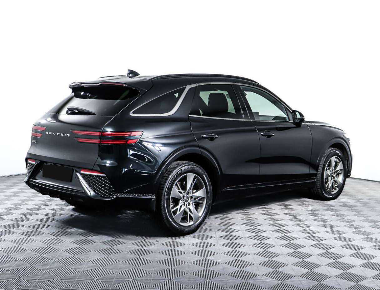 Genesis GV70 с пробегом — 2022 год. Фото: #3
