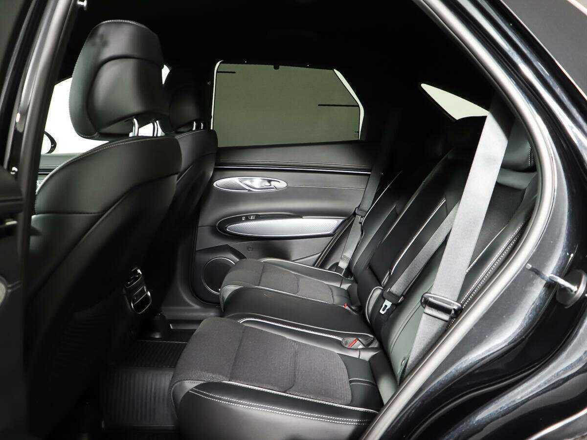 Genesis GV70 с пробегом — 2022 год. Фото: #7