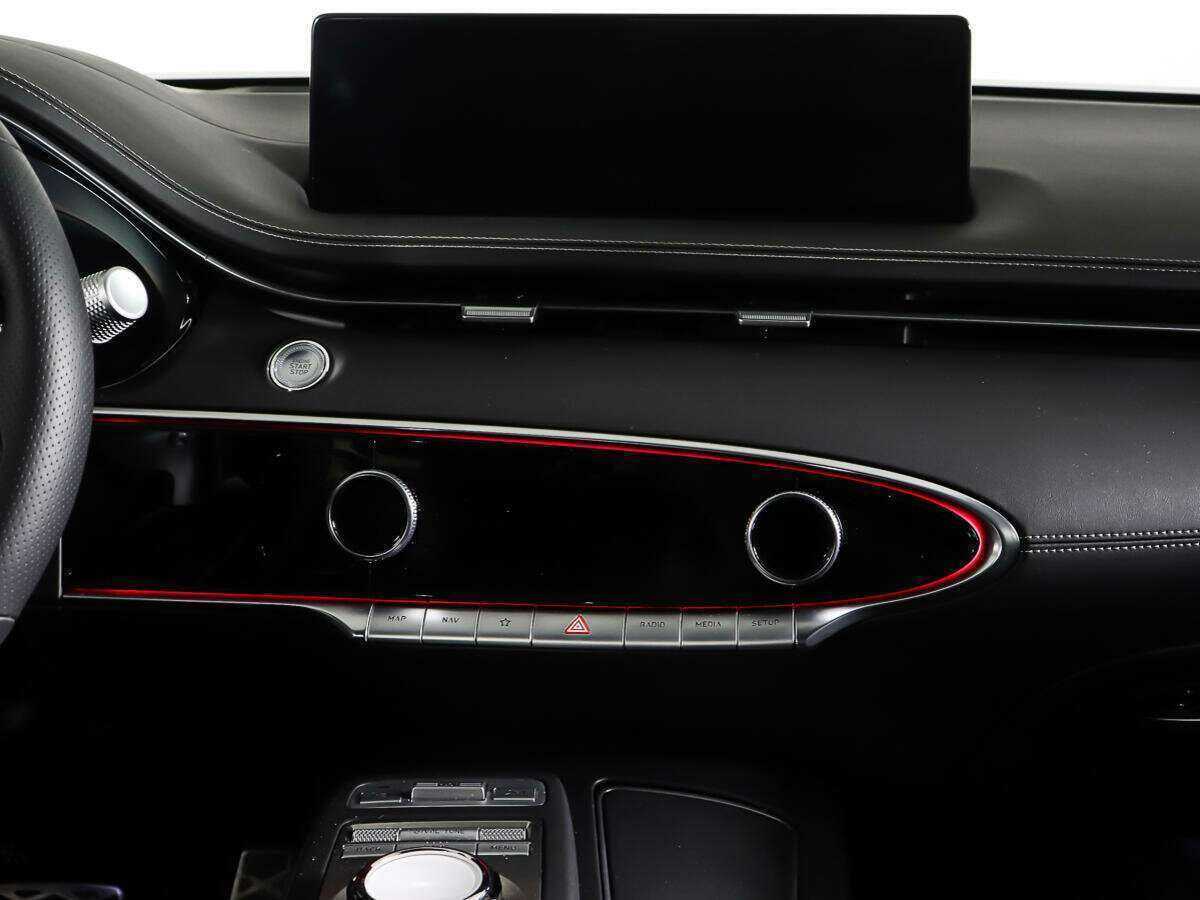 Genesis GV70 с пробегом — 2022 год. Фото: #9