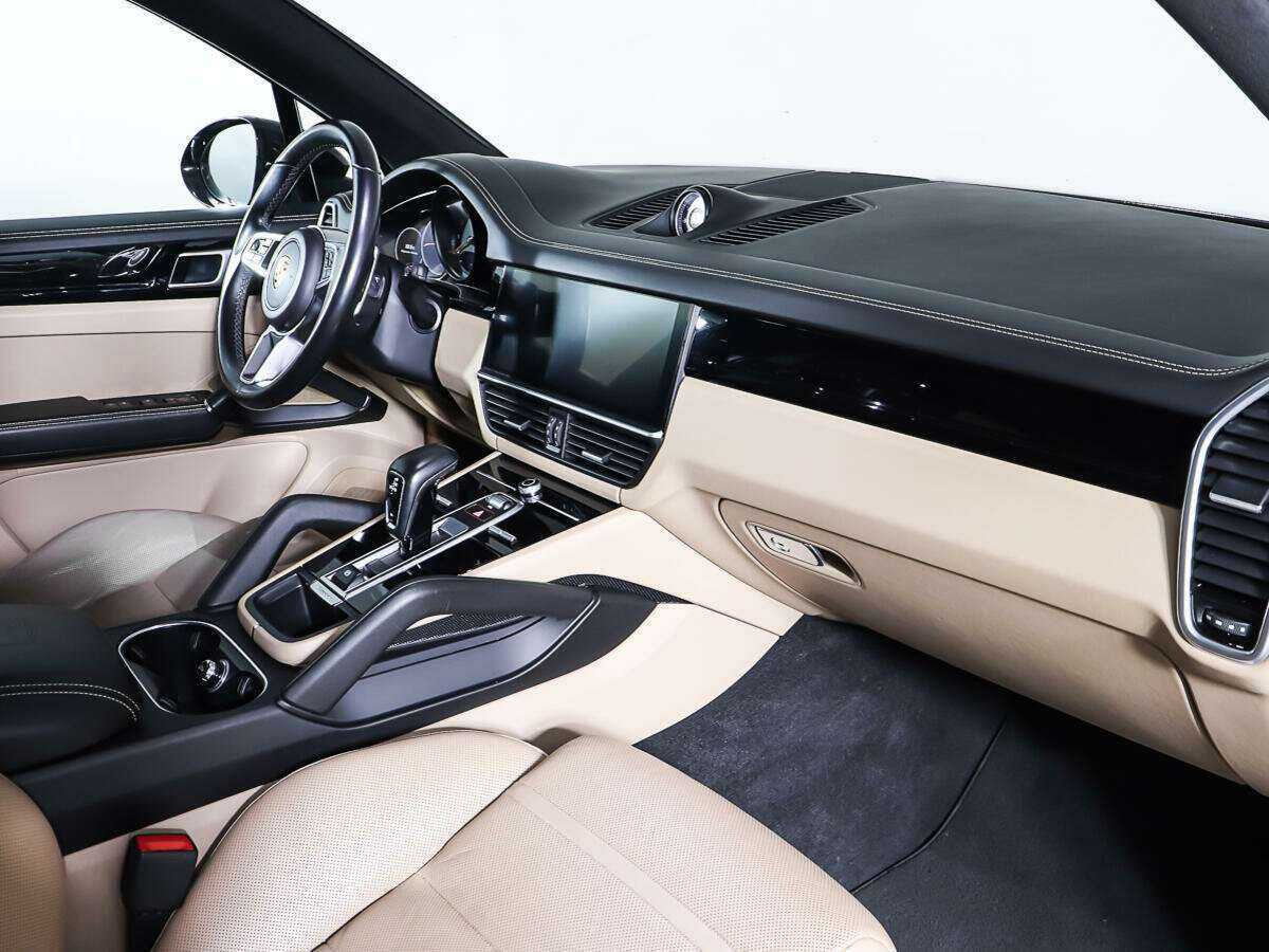 Porsche Cayenne с пробегом — 2018 год. Фото: #8