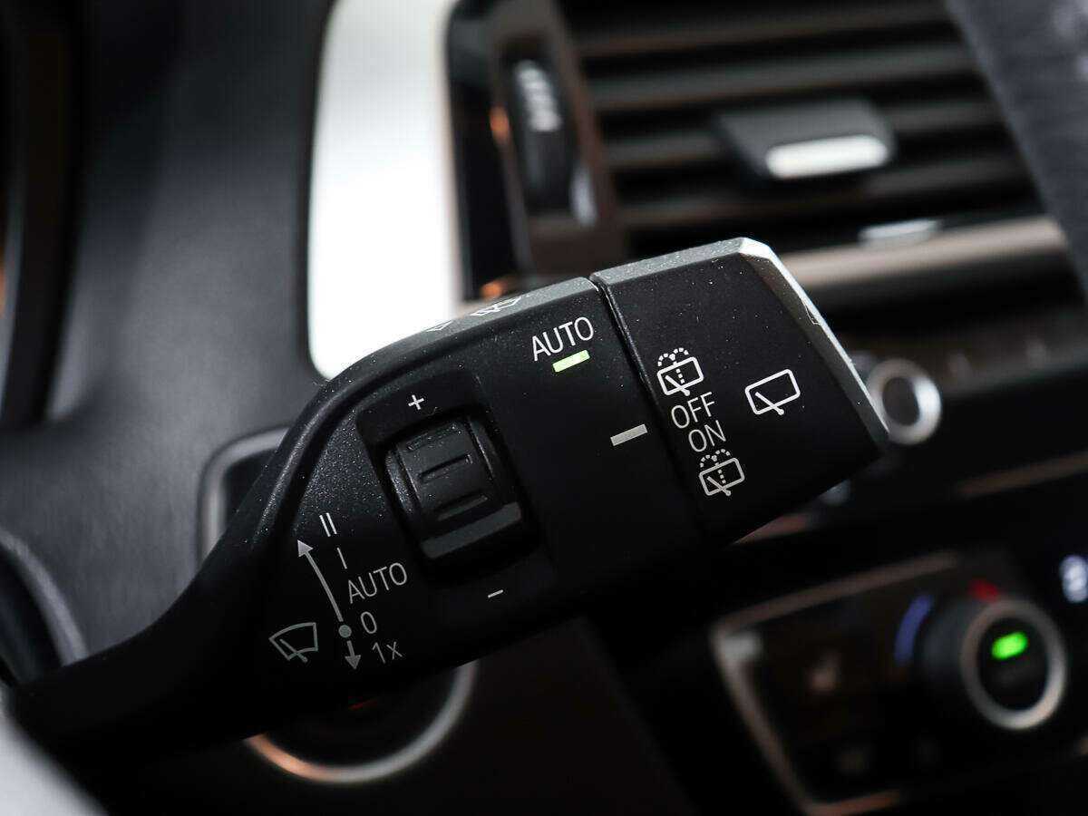 BMW 1 серии с пробегом — 2017 год. Фото: #11