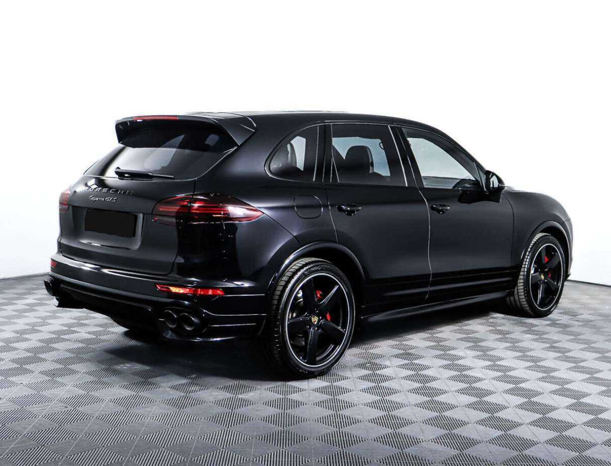 Porsche Cayenne с пробегом — 2015 год. Фото: #4