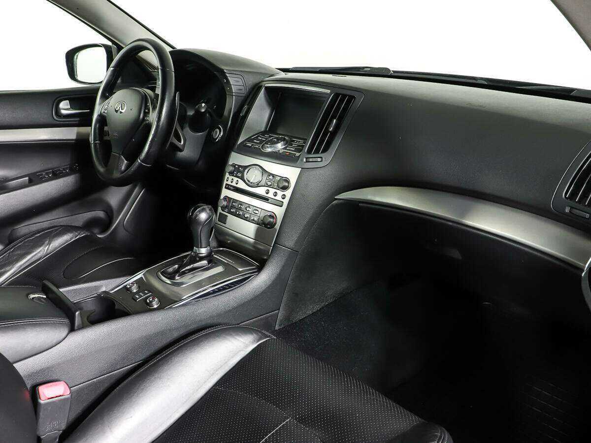 Infiniti G с пробегом — 2010 год. Фото: #8