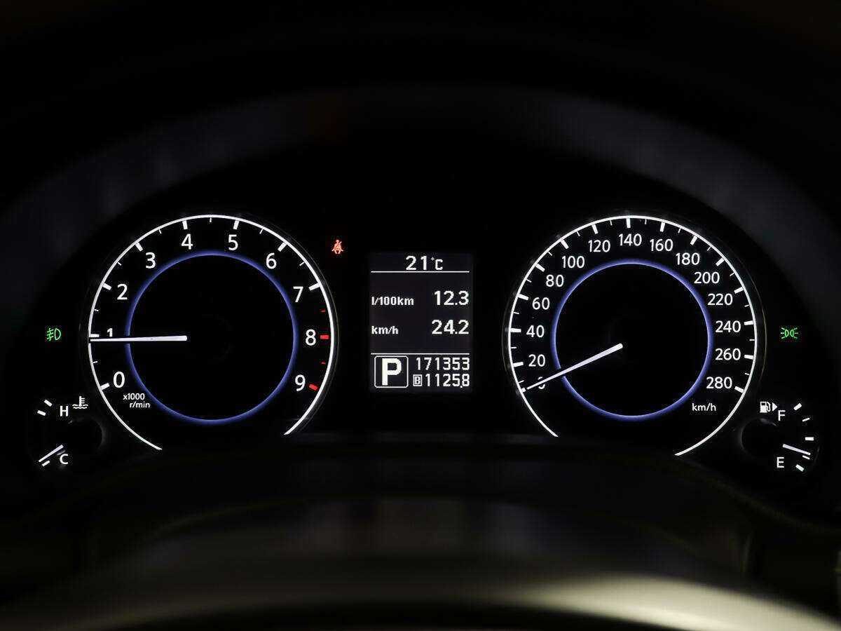 Infiniti G с пробегом — 2010 год. Фото: #13