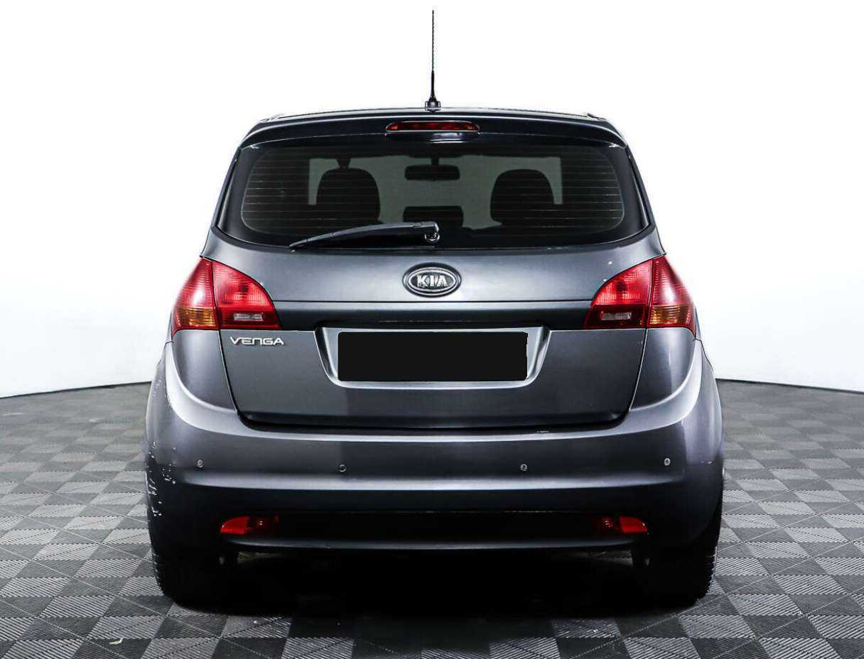 Kia Venga с пробегом — 2011 год. Фото: #5