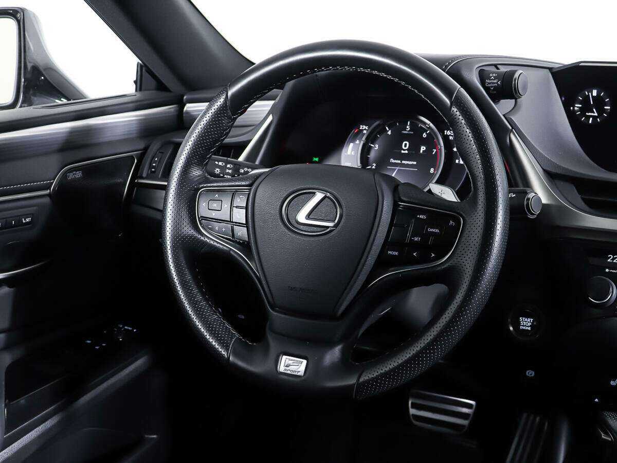 Lexus ES с пробегом — 2020 год. Фото: #15