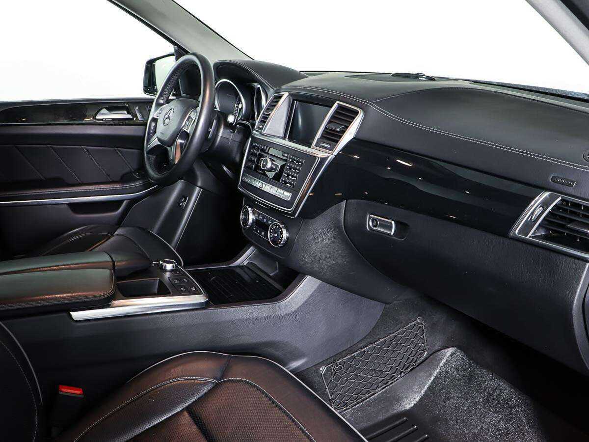 Mercedes-Benz GL-Класс с пробегом — 2013 год. Фото: #8