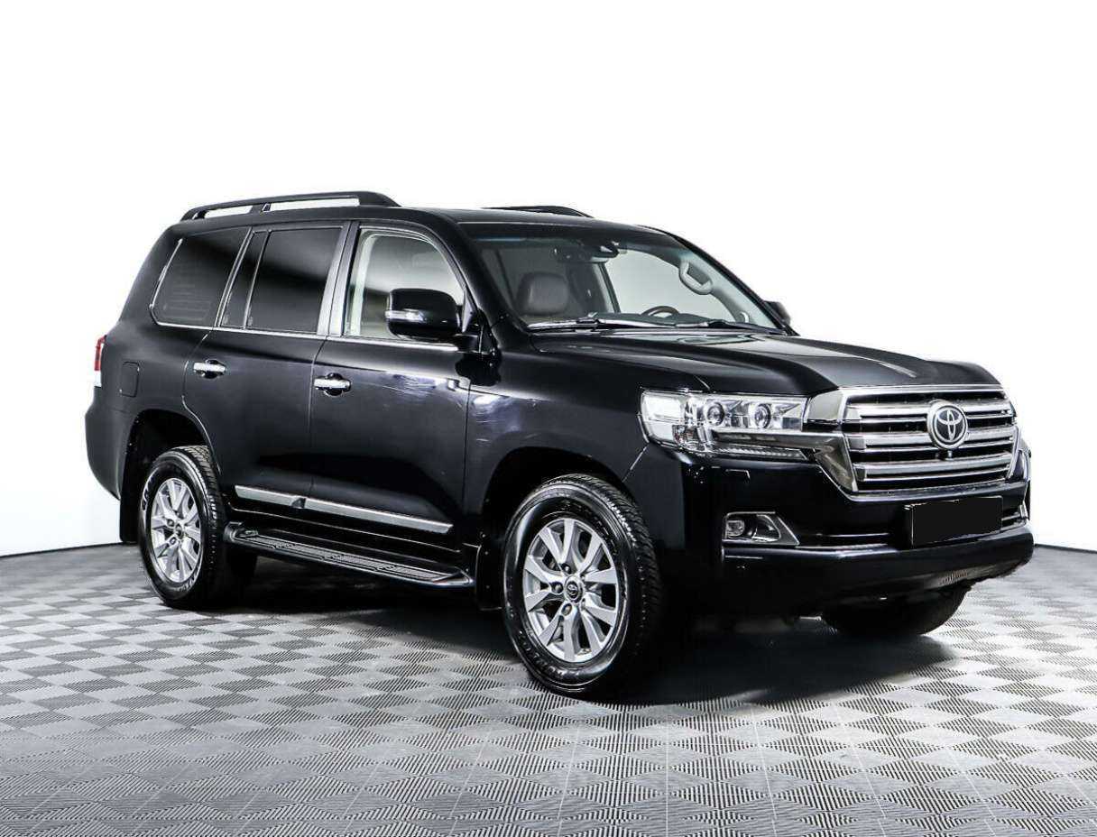 Toyota Land Cruiser с пробегом — 2016 год. Фото: #2