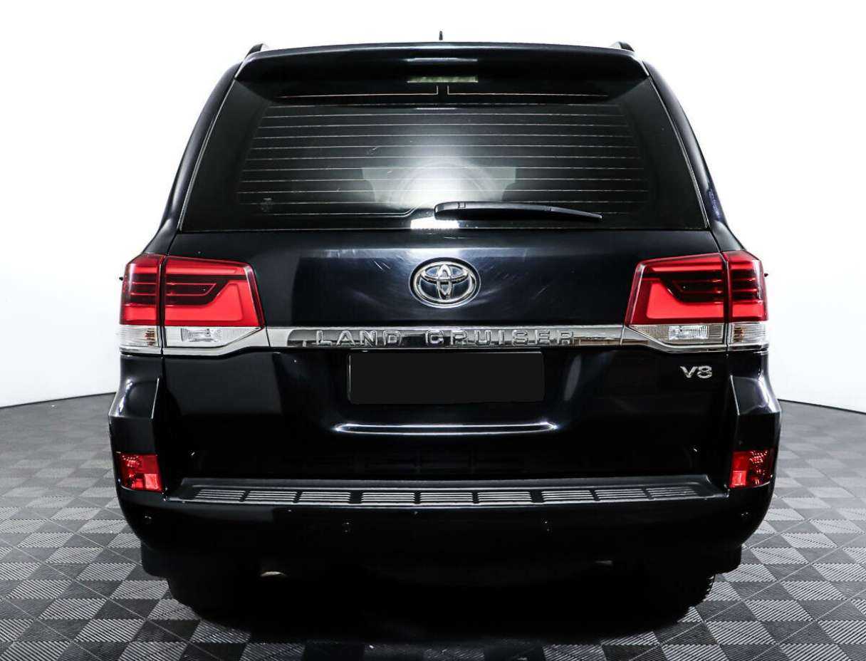 Toyota Land Cruiser с пробегом — 2016 год. Фото: #5