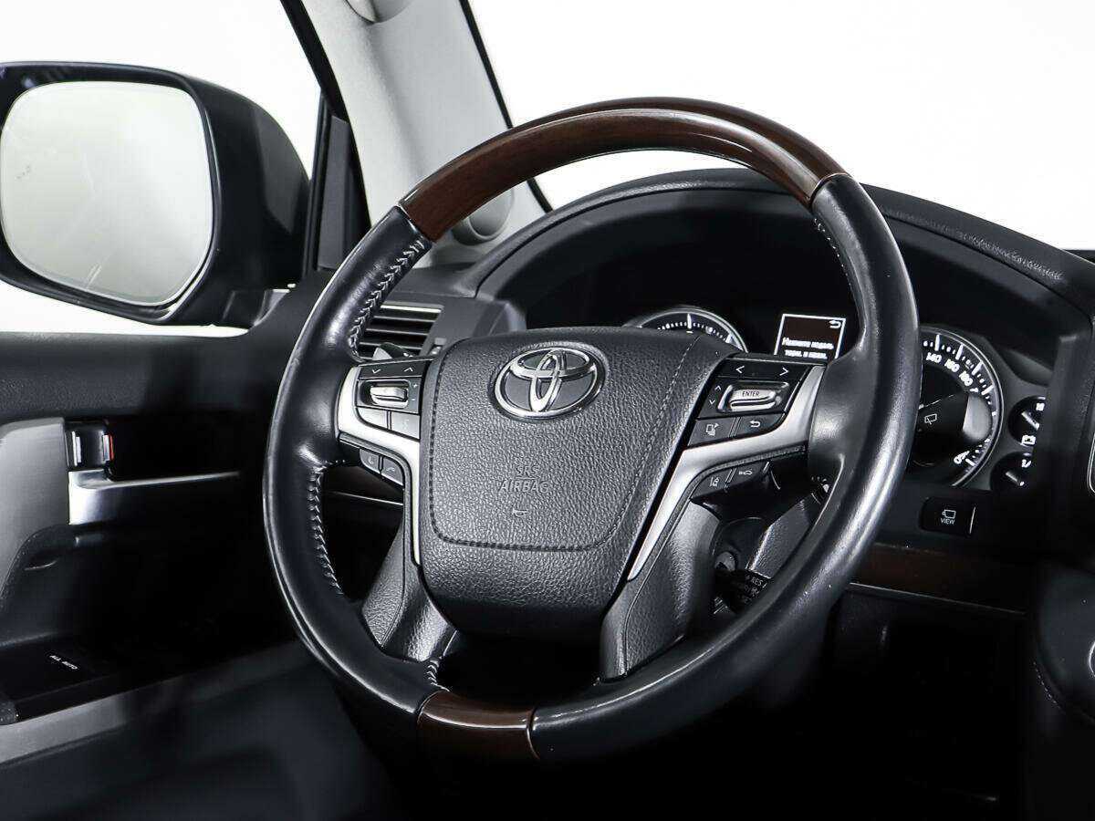Toyota Land Cruiser с пробегом — 2016 год. Фото: #14