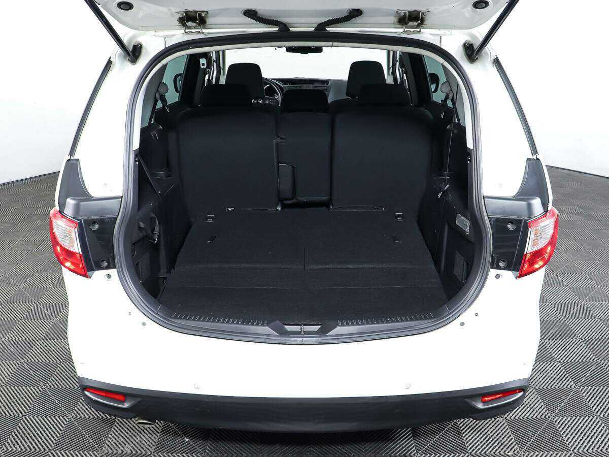 Mazda 5 с пробегом — 2013 год. Фото: #9