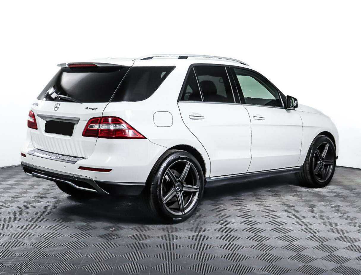 Mercedes-Benz M-Класс с пробегом — 2014 год. Фото: #4