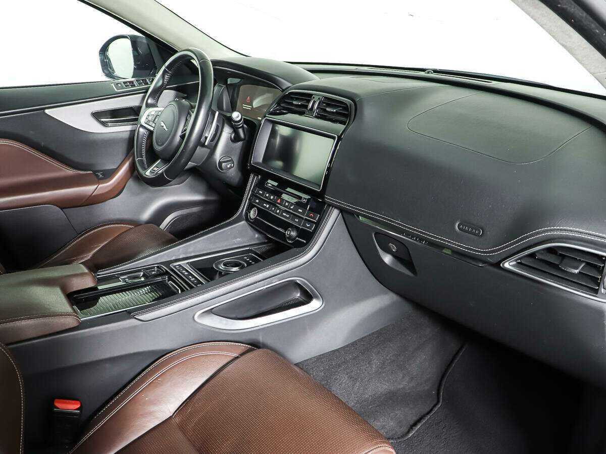Jaguar F-Pace с пробегом — 2017 год. Фото: #8