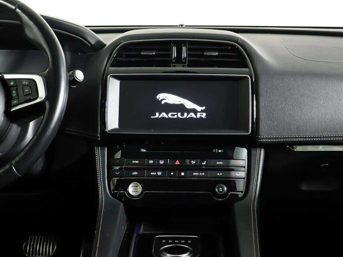 Jaguar F-Pace с пробегом — 2017 год. Фото: #11