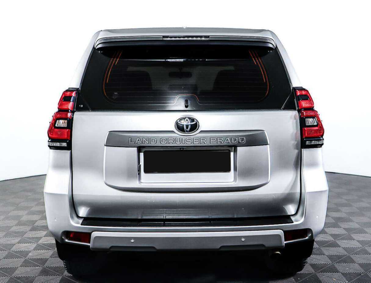 Toyota Land Cruiser Prado с пробегом — 2018 год. Фото: #5