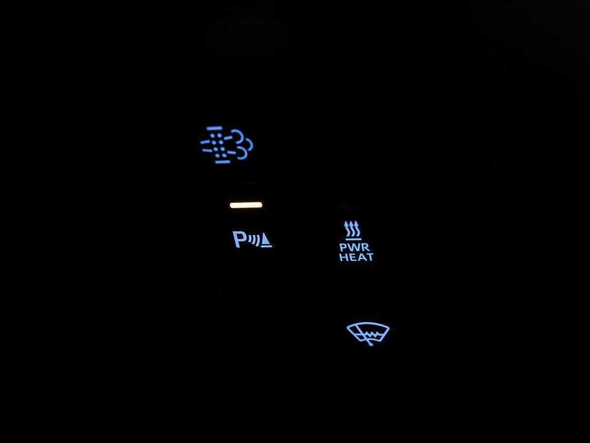 Toyota Land Cruiser Prado с пробегом — 2018 год. Фото: #14