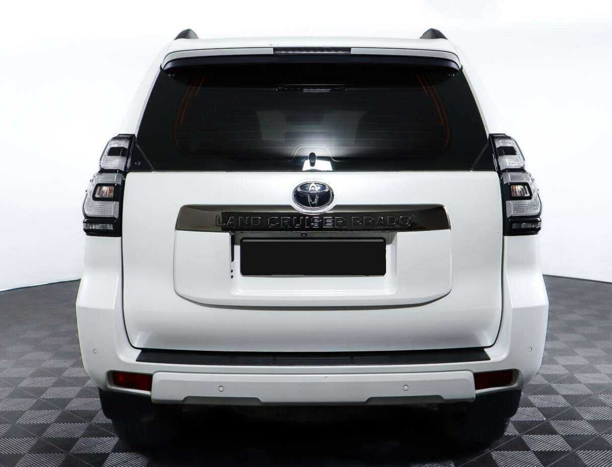 Toyota Land Cruiser Prado с пробегом — 2021 год. Фото: #5