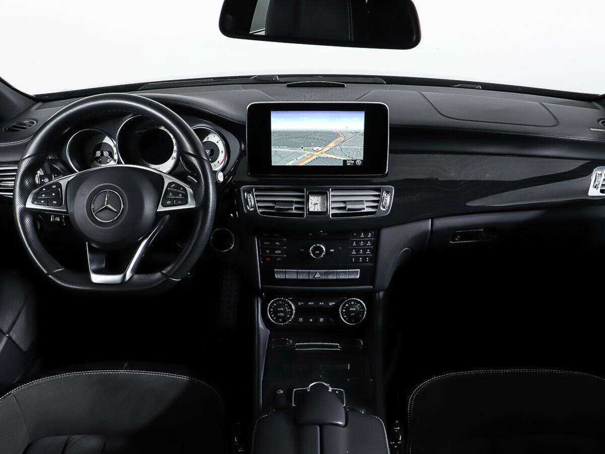 Mercedes-Benz CLS с пробегом — 2017 год. Фото: #10